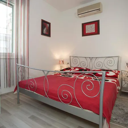 Seville Apartman